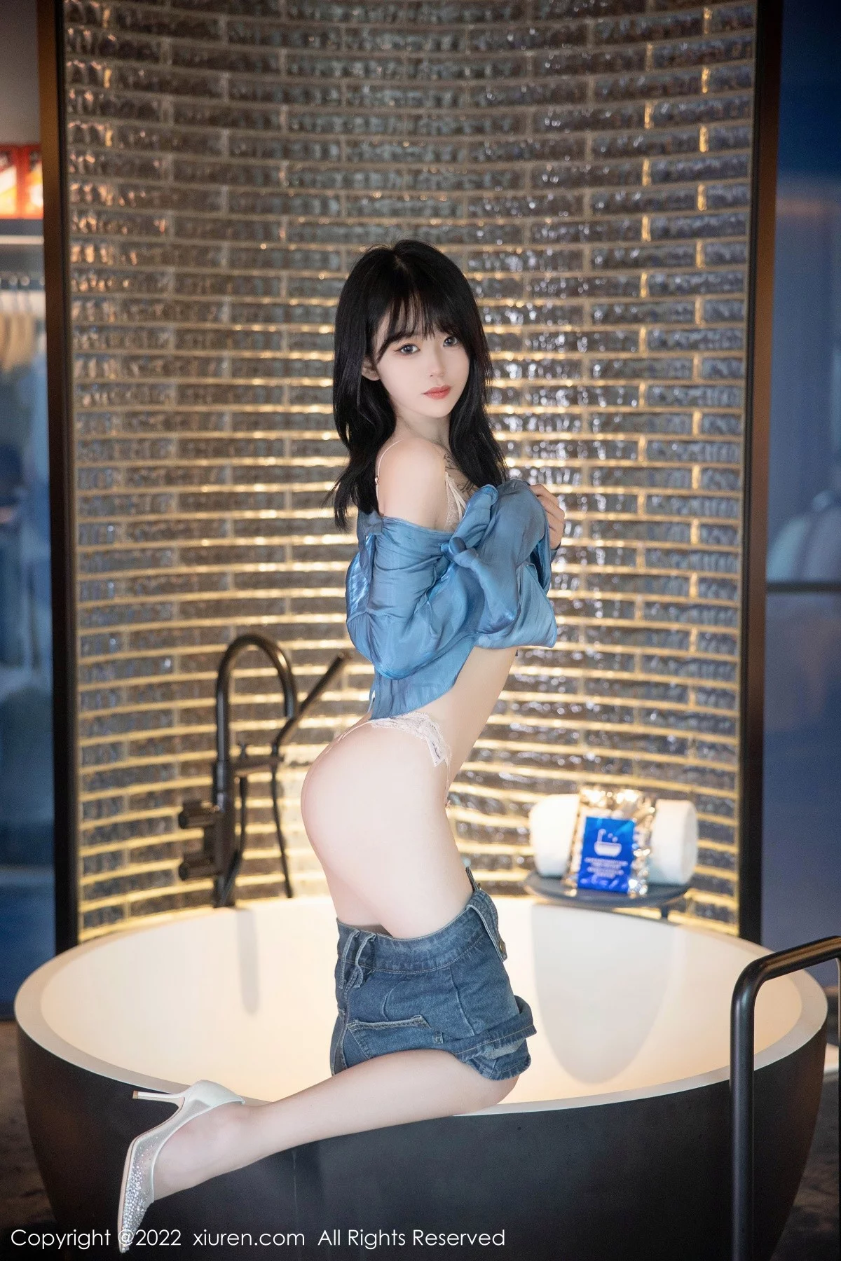 Xrmnw.Vip_奶瓶_写真