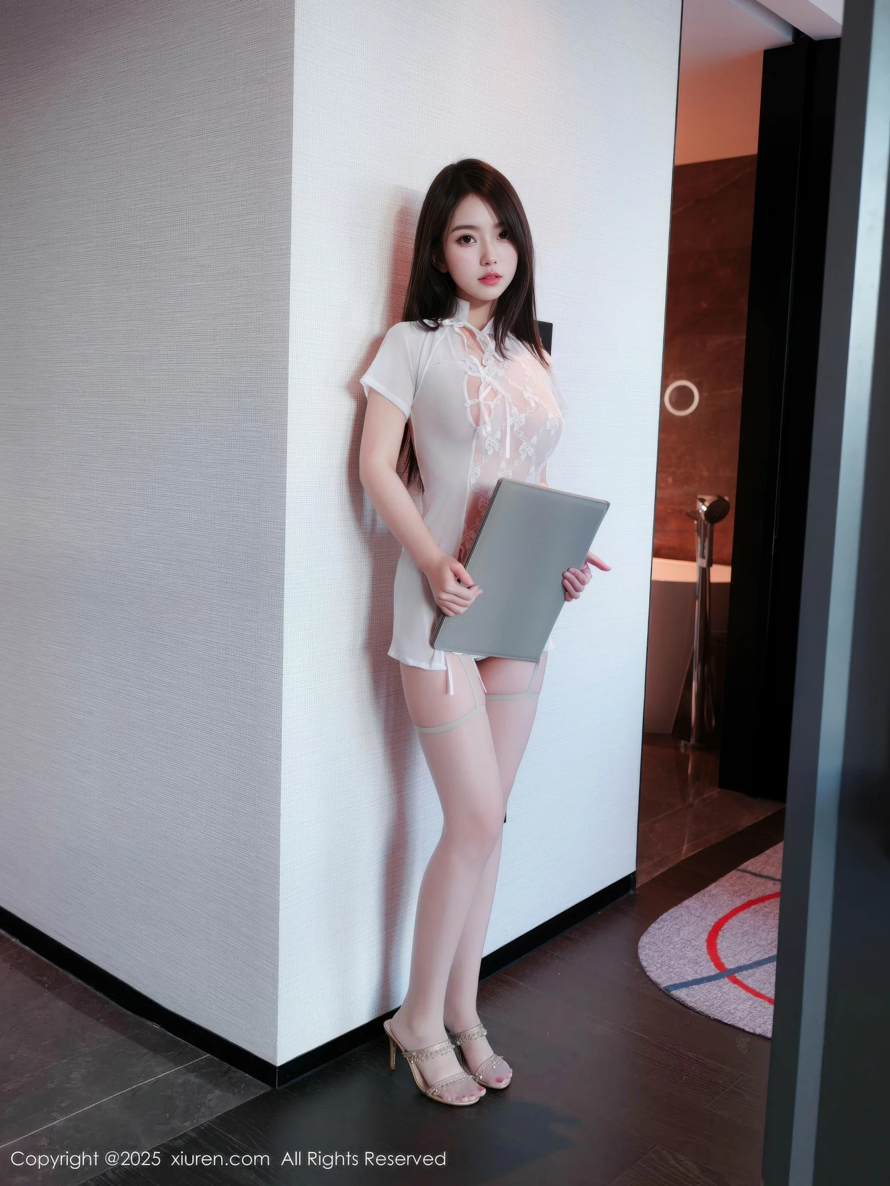 Xrmnw.Vip_烧烧小桃_写真